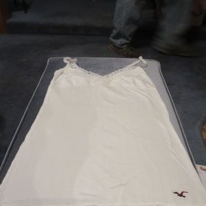 Hollister white tank top with lace size Small